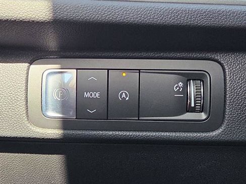 Certified 2026 Chevrolet Traverse LT FWD image 17