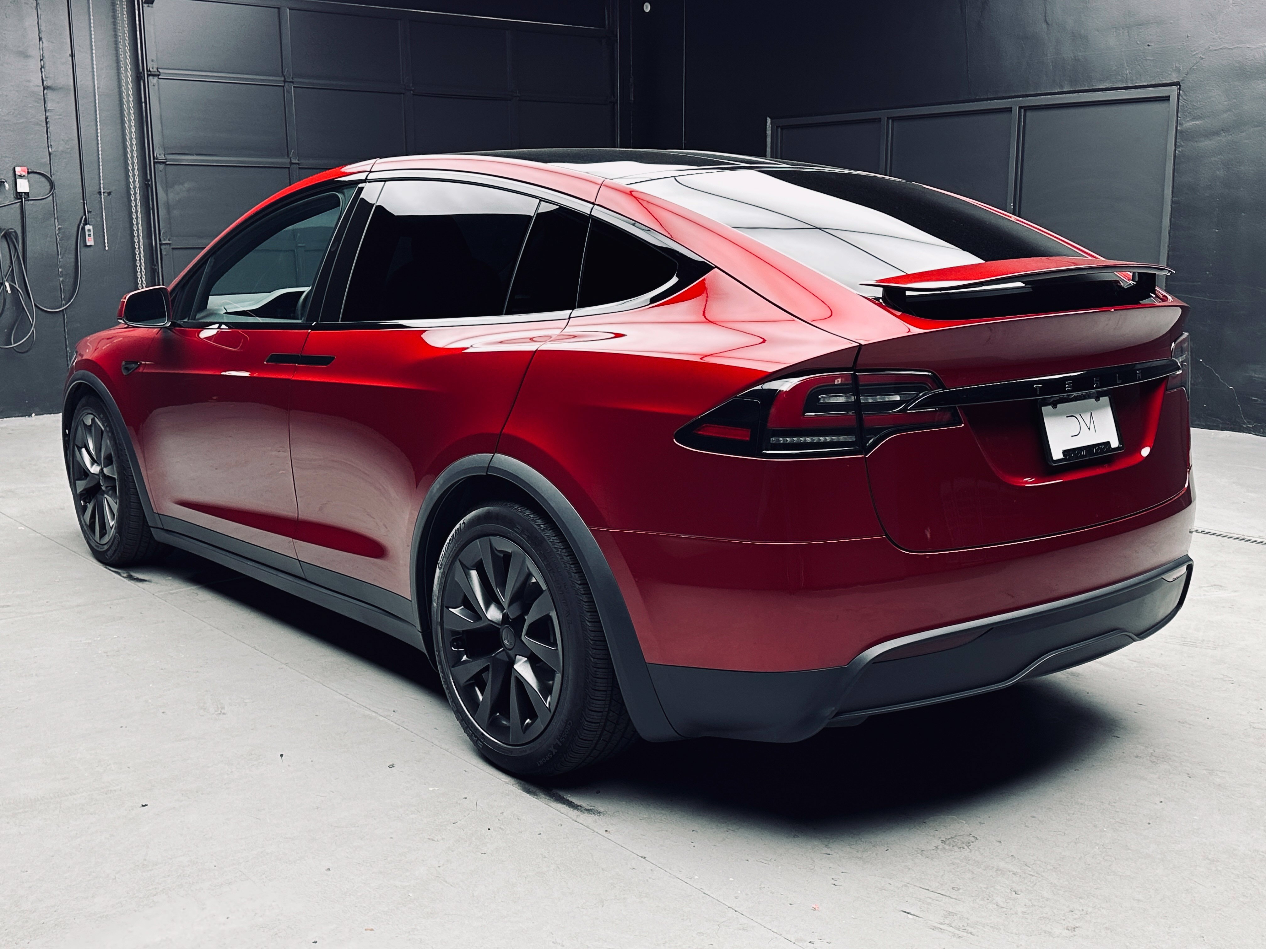 Used 2023 Tesla Model X AWD/4WD image 4