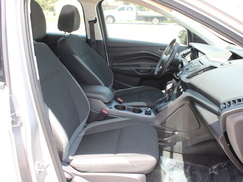 Used 2016 Ford Escape S FWD image 21