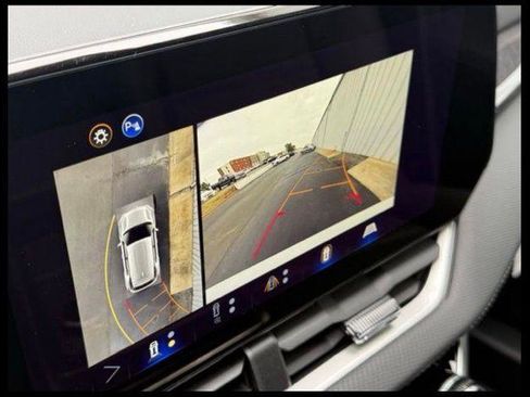 New 2026 Chevrolet Equinox LT FWD image 12