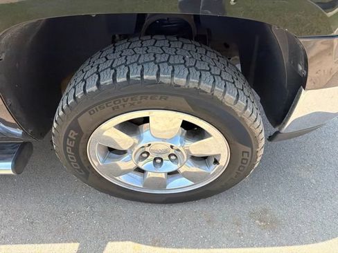 Used 2011 GMC Sierra 1500 SLT w/ SLT Convenience Package RWD image 2