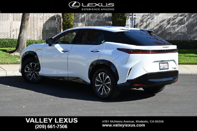 Certified 2023 Lexus RZ 450e Premium w/ Technology Package AWD/4WD image 4