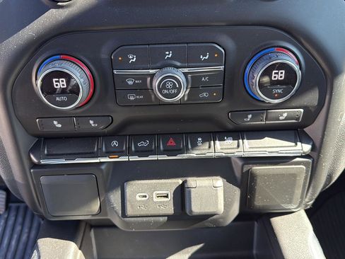 Used 2020 Chevrolet Silverado 1500 RST w/ Texas Edition image 20