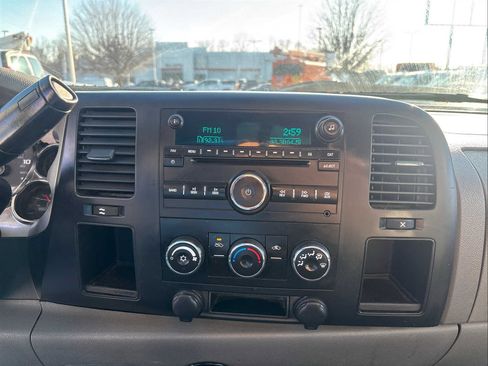 Used 2008 Chevrolet Silverado 3500 W/T image 13