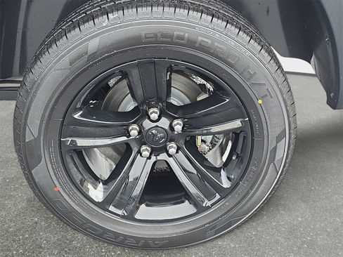 Used 2024 RAM 1500 Classic Warlock image 31