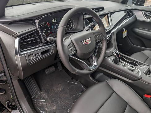 New 2025 Cadillac XT6 Premium Luxury image 8