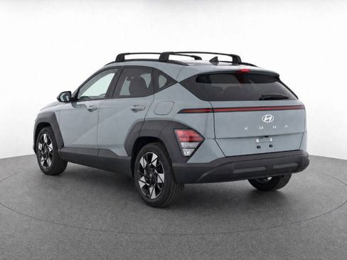 Certified 2024 Hyundai Kona SEL FWD image 5