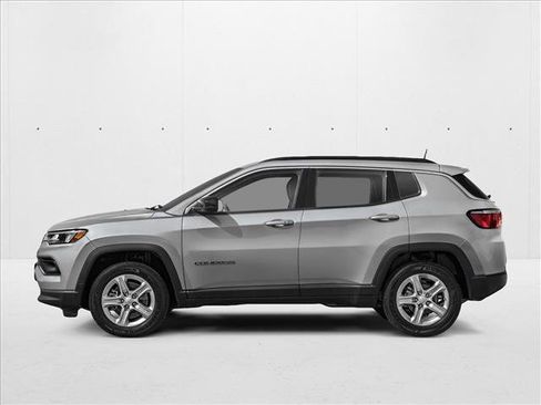 New 2026 Jeep Compass Latitude AWD/4WD image 3
