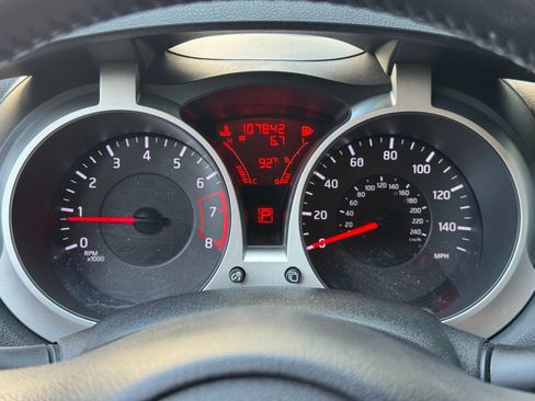 Used 2013 Nissan Juke SV w/ Sport Pkg AWD/4WD image 18