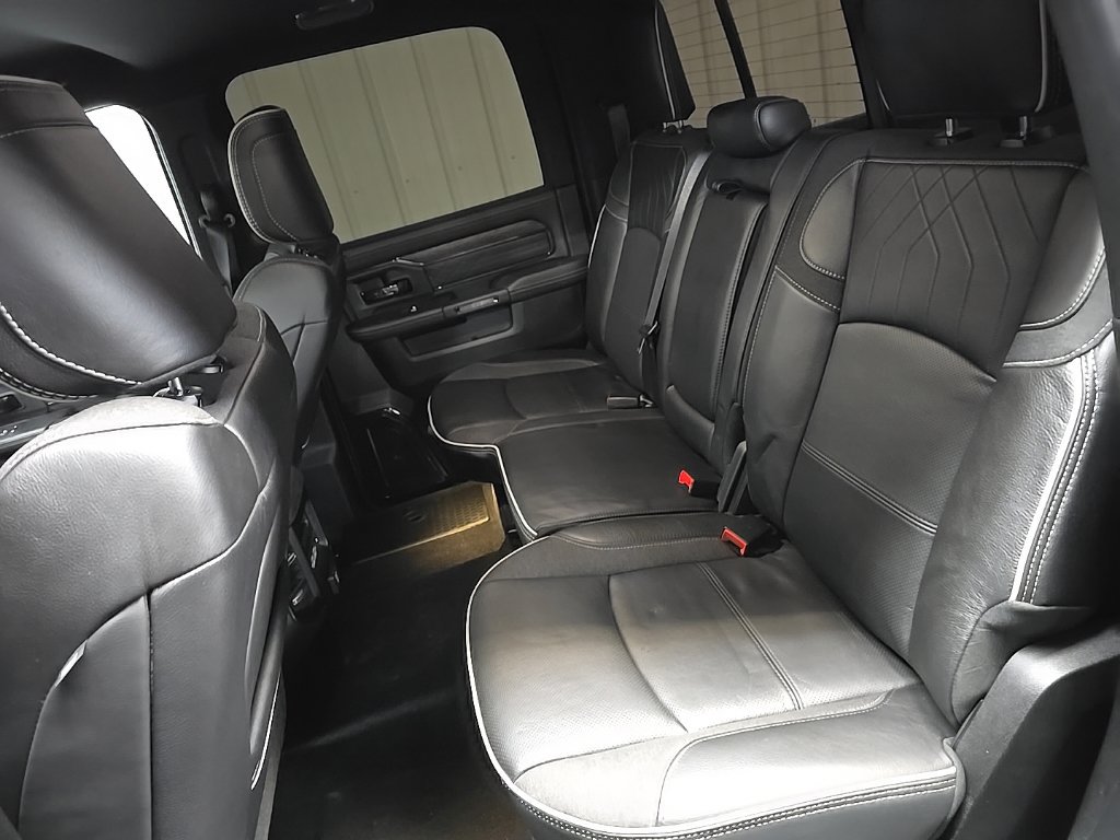Used 2025 RAM 3500 Limited AWD/4WD image 31
