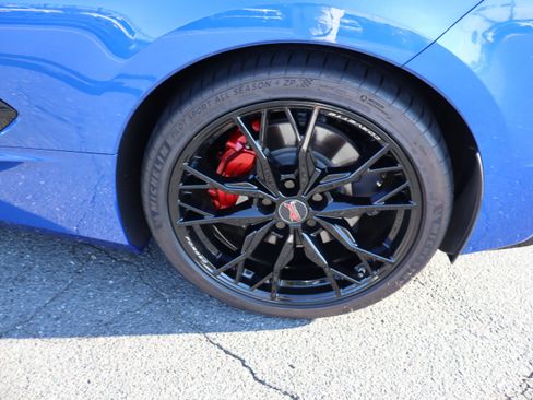 Used 2023 Chevrolet Corvette Stingray Preferred Cpe w/ Z51 Performance Package RWD image 38