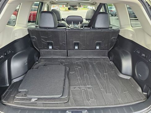 Used 2021 Subaru Forester Touring AWD/4WD image 10
