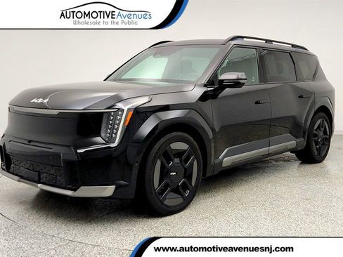 Used 2024 Kia EV9 GT-Line image 1