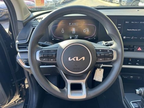 Certified 2024 Kia Sportage LX image 27
