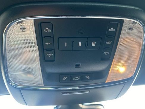 Used 2020 Jeep Grand Cherokee High Altitude image 26