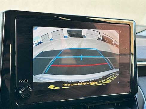 Used 2024 Toyota Corolla LE image 22