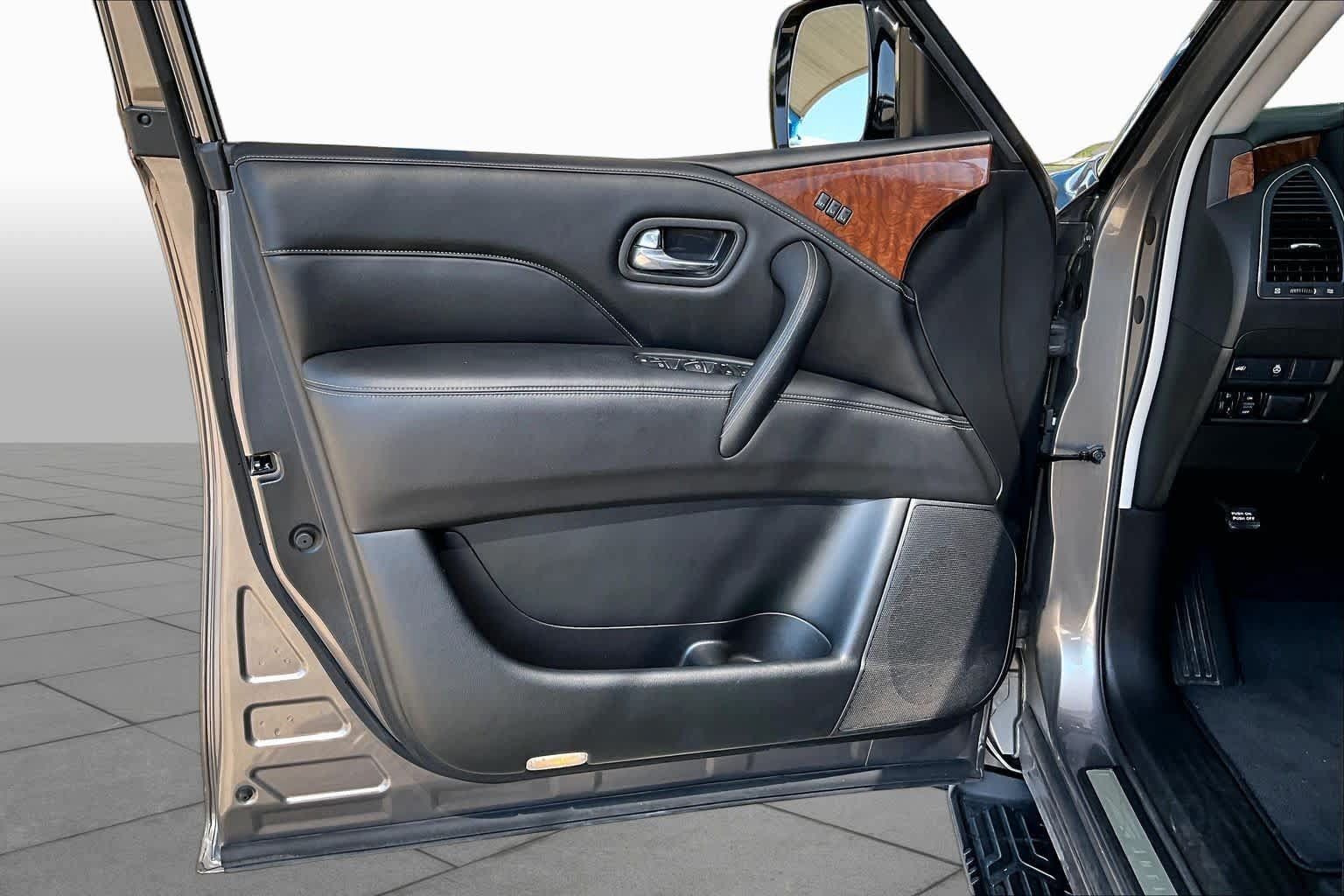 Used 2019 INFINITI QX80 Luxe AWD/4WD image 20