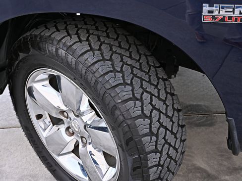 Used 2015 RAM 1500 Big Horn AWD/4WD image 29