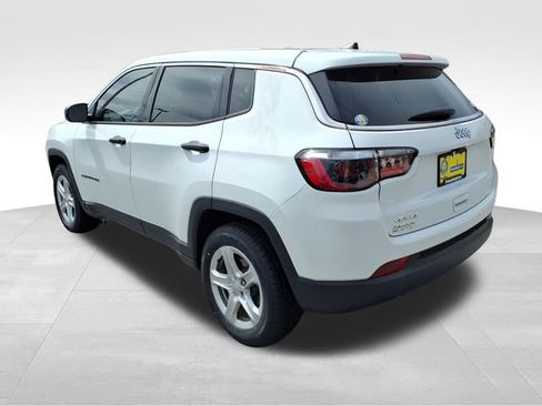 Used 2023 Jeep Compass Sport AWD/4WD image 6