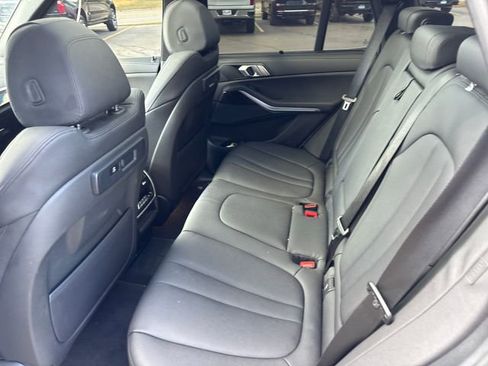 Used 2021 BMW X5 xDrive45e image 24