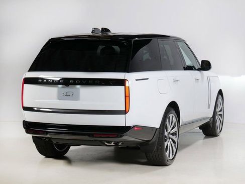 New 2026 Land Rover Range Rover SE AWD/4WD image 2