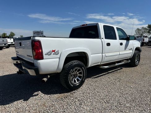 Used 2003 Chevrolet Silverado 2500 LS w/ Skid Plate Package AWD/4WD image 8