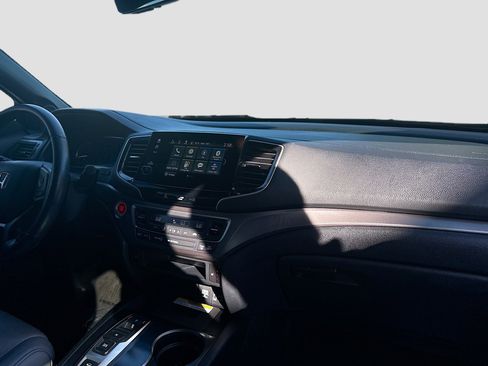 Certified 2023 Honda Passport EX-L image 33