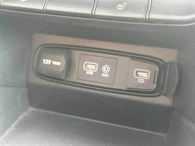 Used 2019 Hyundai Santa Fe SEL FWD image 40