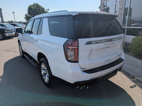 Used 2022 Chevrolet Tahoe Premier AWD/4WD image 3