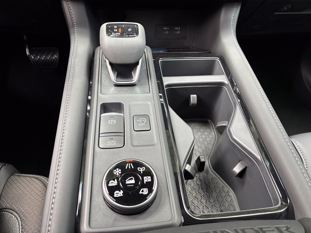 New 2026 Nissan Pathfinder SL AWD/4WD image 23