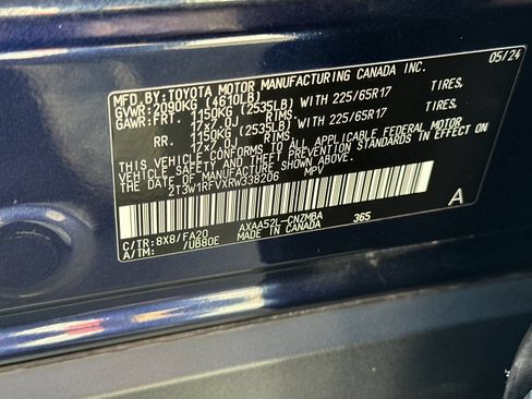 Used 2024 Toyota RAV4 XLE FWD image 26