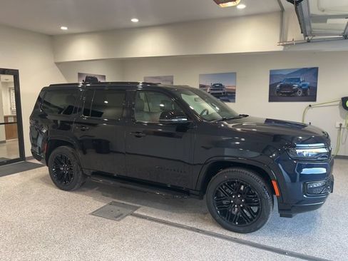 New 2025 Jeep Wagoneer Series II w/ Convenience Group I AWD/4WD image 1