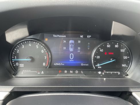 Used 2023 Ford Explorer XLT AWD/4WD image 24