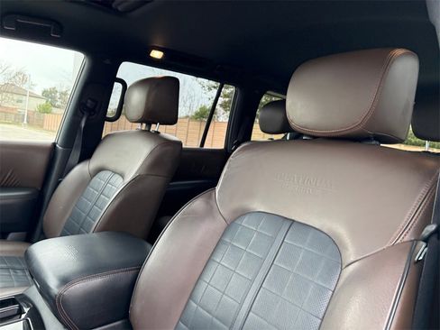 Used 2019 Nissan Armada Platinum w/ Captain's Chairs Package image 10
