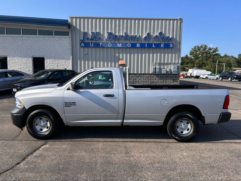 Used 2019 RAM 1500 Tradesman w/ Popular Equipment Group RWD image 6