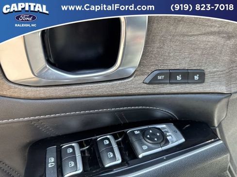 Used 2023 Kia Sorento SX Prestige AWD/4WD image 21