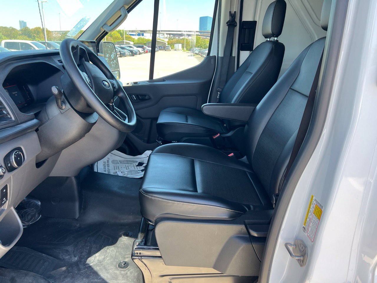 Used 2026 Ford Transit 250 148 Medium Roof RWD image 5