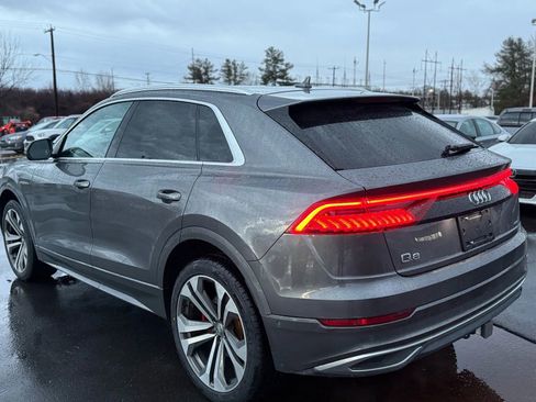 Used 2019 Audi Q8 Premium Plus w/ Premium Plus image 7