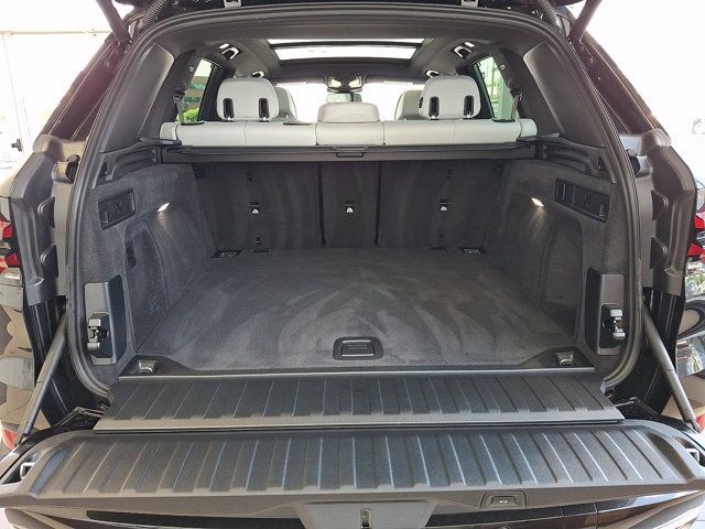 Certified 2026 BMW X5 xDrive40i w/ Climate Comfort Package AWD/4WD image 32