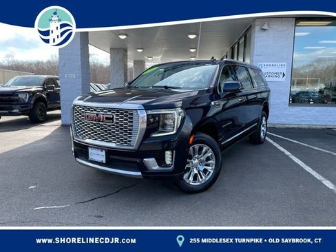 Used 2022 GMC Yukon XL Denali w/ Max Trailering Package AWD/4WD image 1