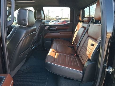 Used 2023 GMC Sierra 1500 Denali Ultimate image 10