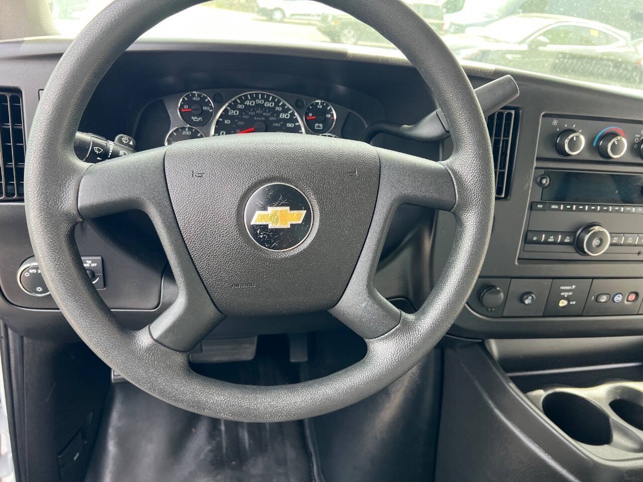 Used 2019 Chevrolet Express 2500 RWD image 19
