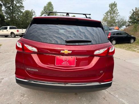 Used 2018 Chevrolet Equinox LT w/ Sun & Infotainment Package FWD image 4