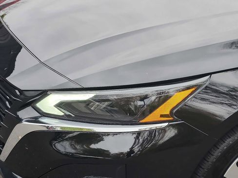 Certified 2024 Nissan Altima 2.5 S image 9