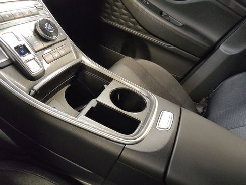 Used 2023 Hyundai Santa Fe SEL FWD image 26
