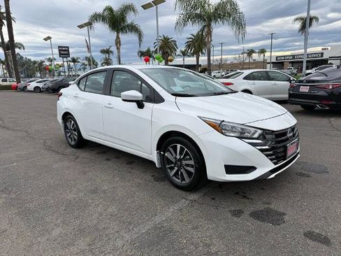 New 2025 Nissan Versa SV w/ Trunk Package image 1
