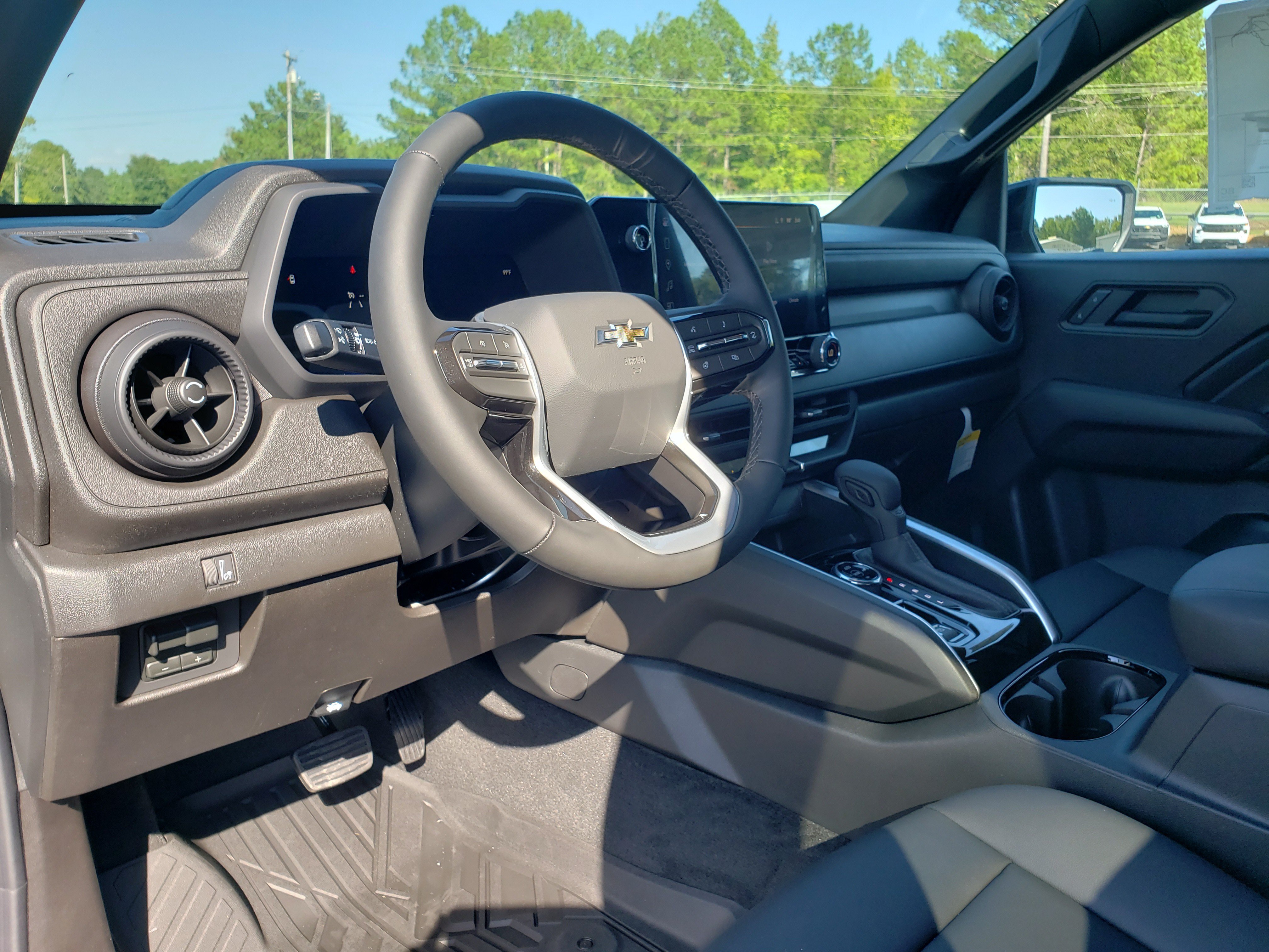 New 2026 Chevrolet Colorado Trail Boss AWD/4WD image 25