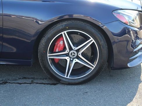 Used 2017 Mercedes-Benz E 300 4MATIC image 10