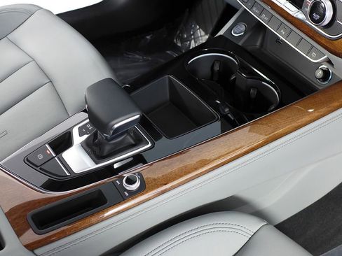 Used 2022 Audi A4 2.0T Premium Plus w/ Premium Plus Package image 15