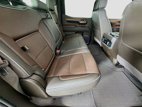 Used 2023 GMC Sierra 1500 Denali AWD/4WD image 29